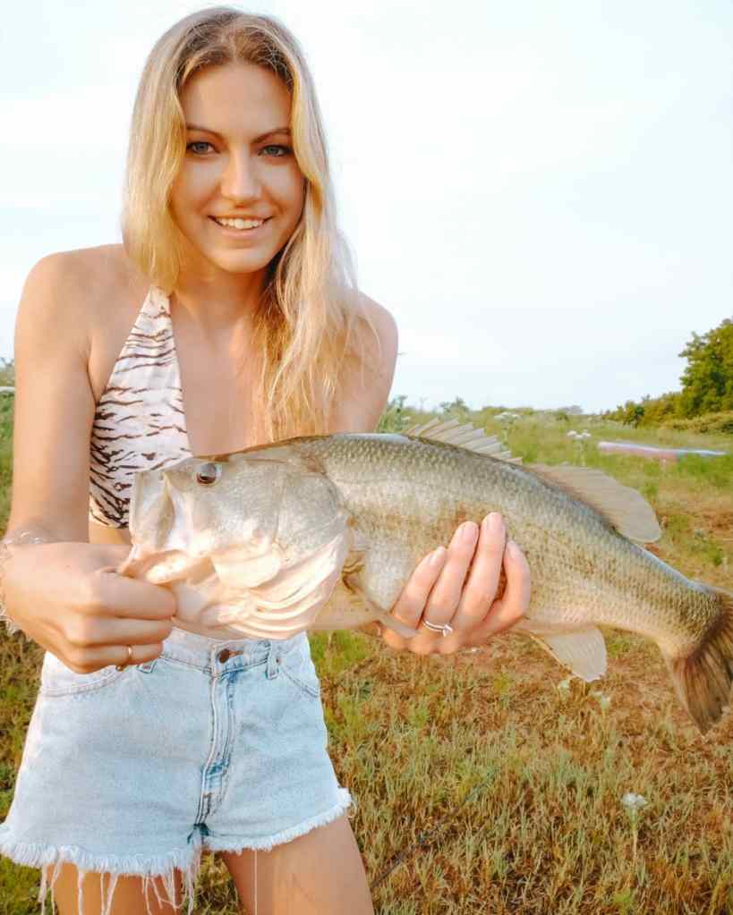 bass mulhall vacation rental oklahoma pet freindly