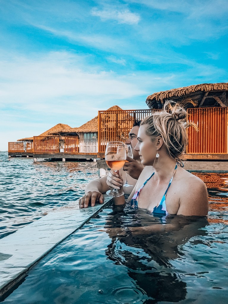 Overwater pool villa nayara bocas Del Toro