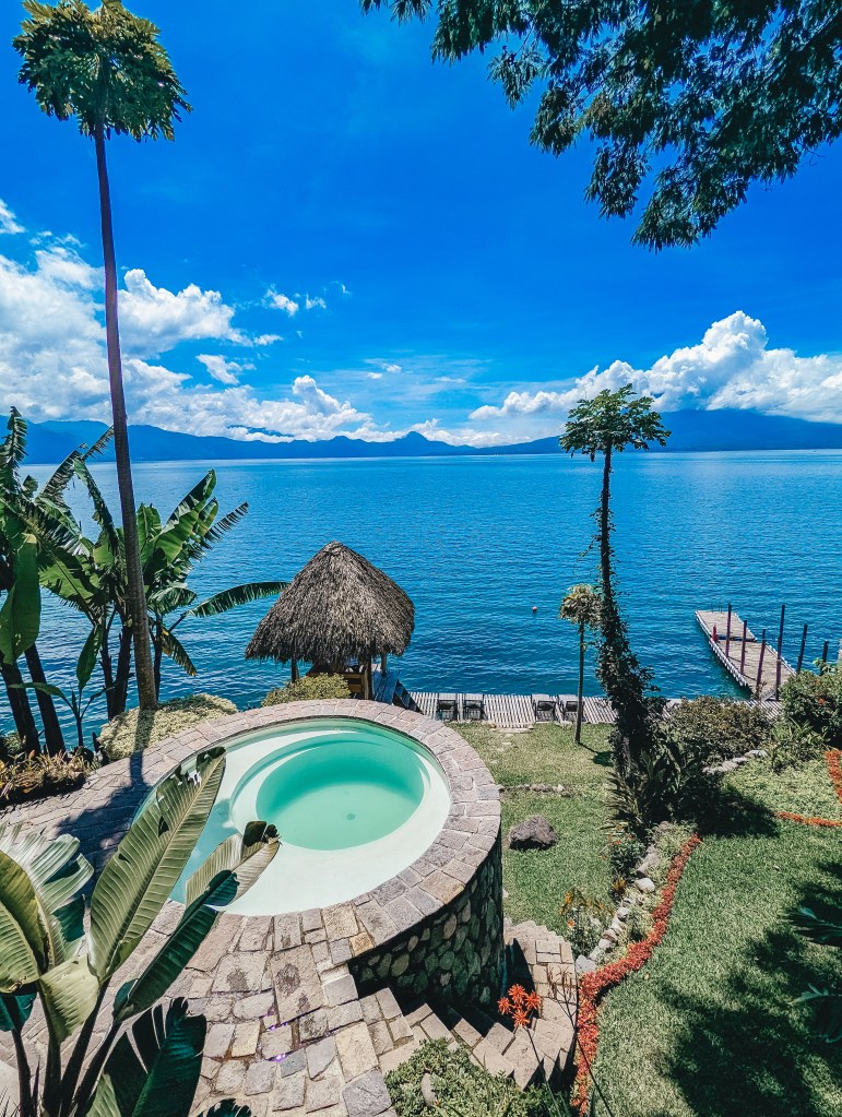 La Fortuna Atitlan Reception view