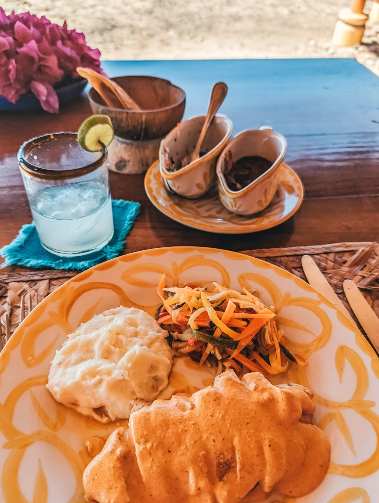 lunch las alamandas mexico chicken