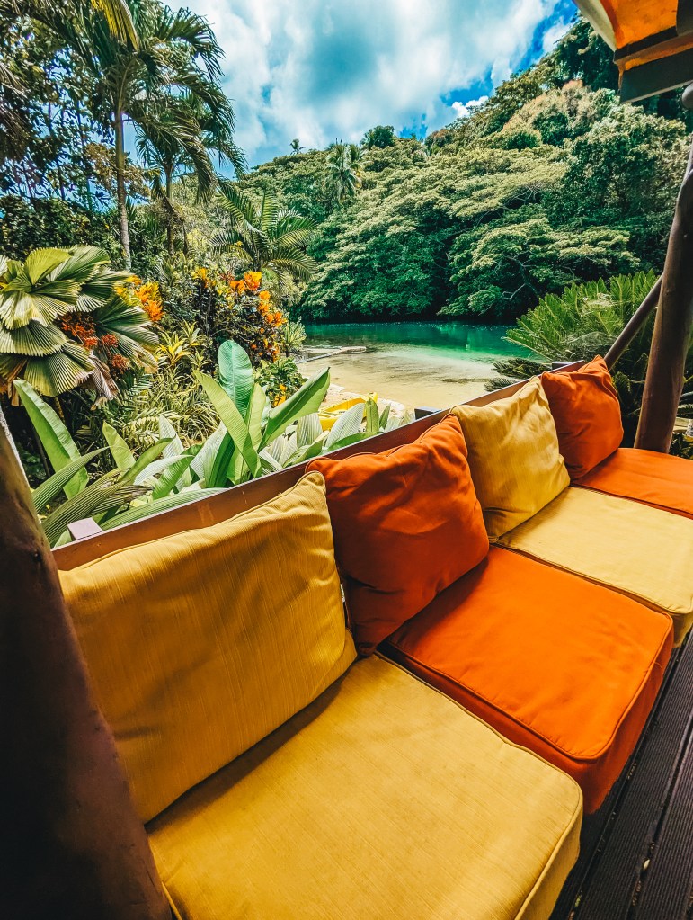 salt lake lodge savusavu fiji lounge