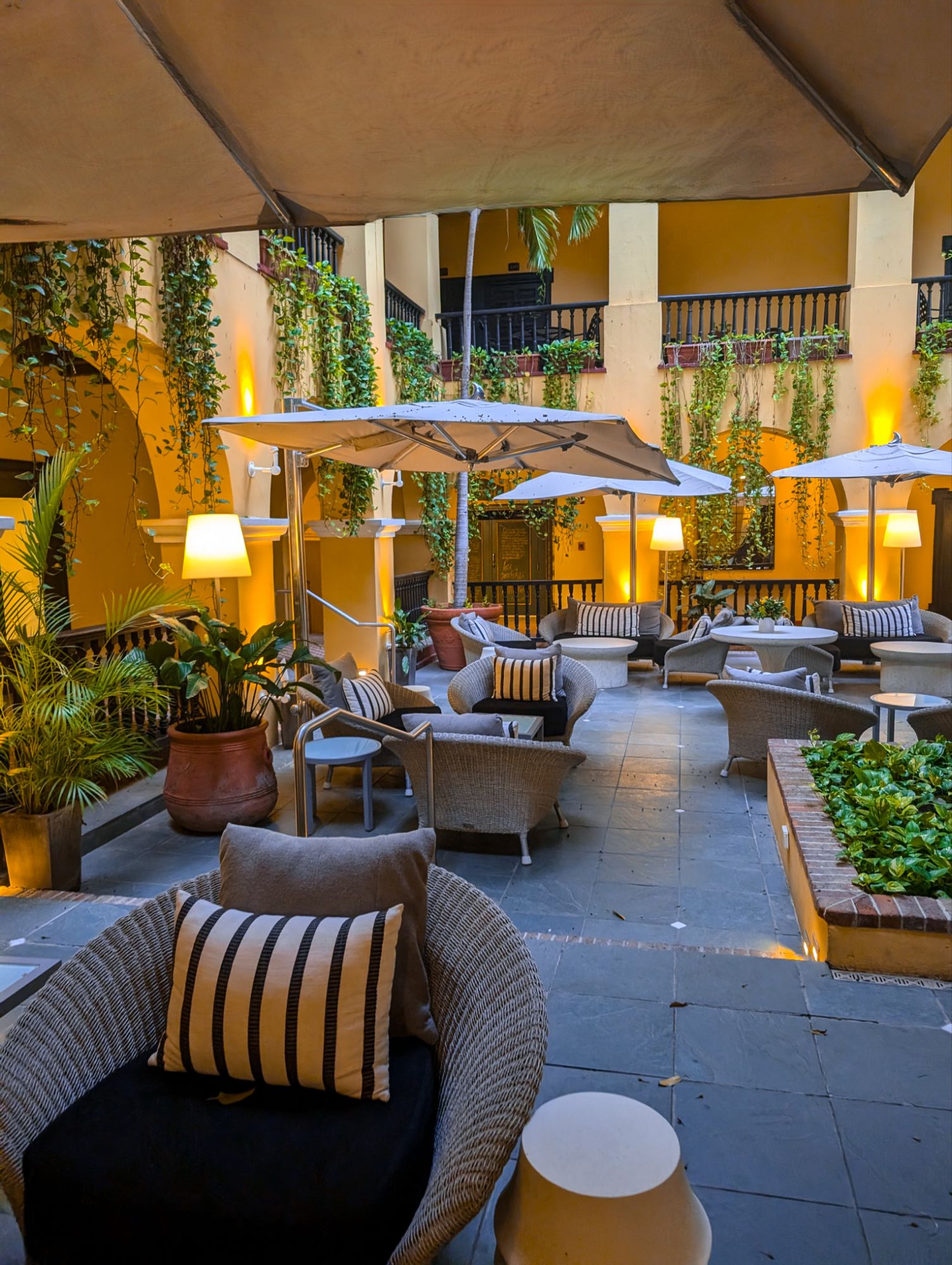 El Convento Hotel Review, Puerto Rico – CHASE THE RAINBOWS