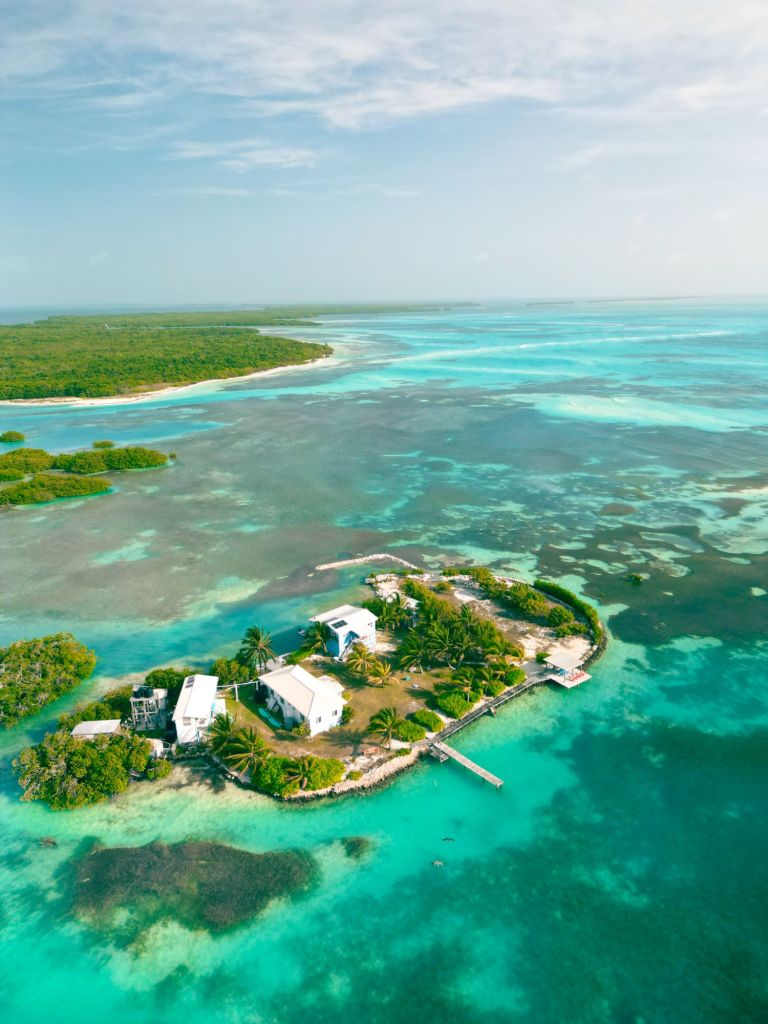 tarpon sands Lodge Belize private island