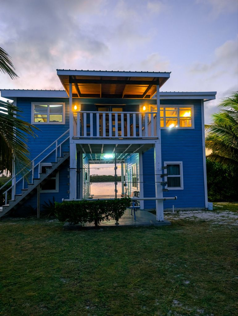 tarpon sands Lodge Belize private island