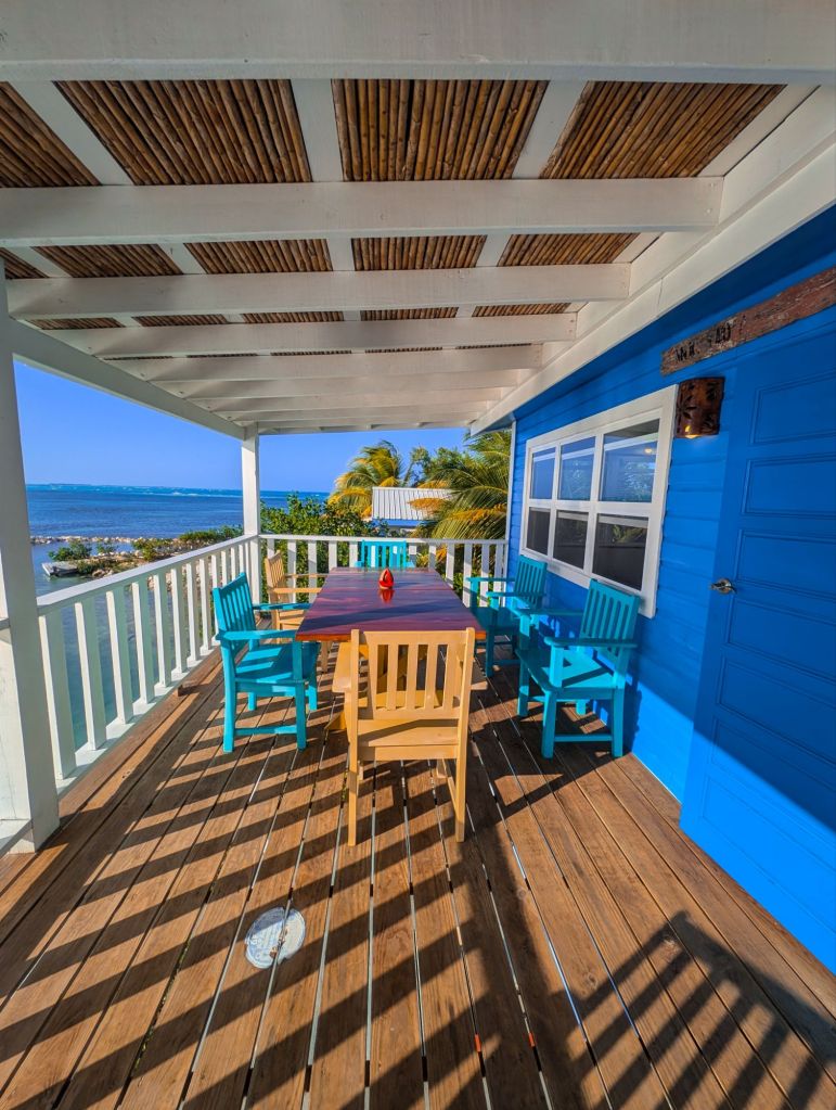 tarpon sands Lodge Belize private island club house