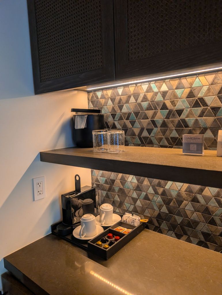 kimpton grand roatan 