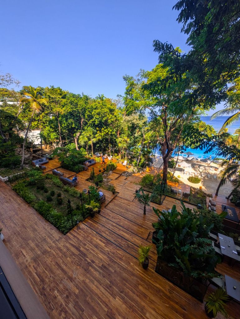 kimpton grand roatan 