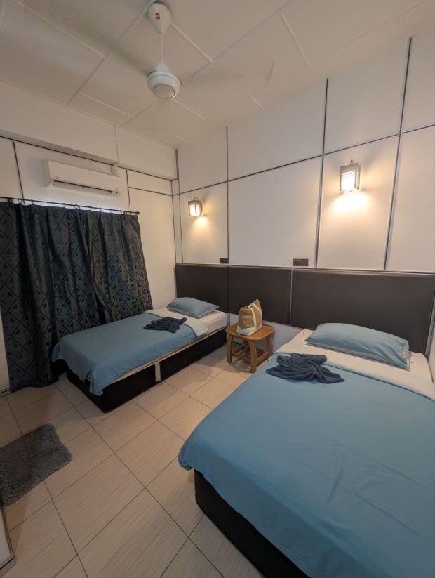 turtle island selingan borneo